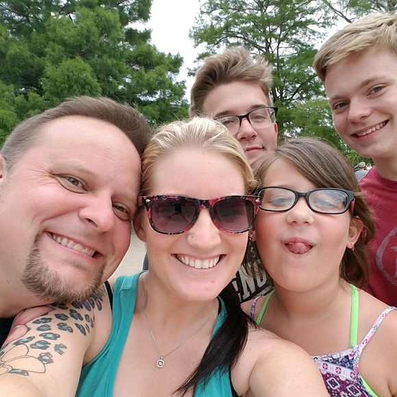 Meet your Posher, Mime - Picture 1 of 1